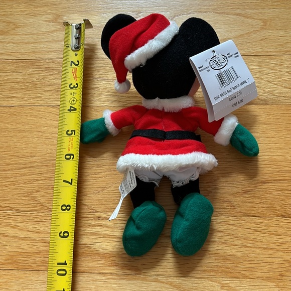 Christmas Minnie Mouse from the Disney store - Picture 2 of 5